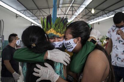 Una protesta en un funeral de Manaos, en la Amazonía brasileña.