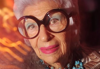 Iris Apfel, todo un icono de la moda, en un evento en Nueva York el año pasado.