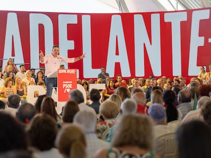 El presidente en funciones, Pedro Sánchez, intervenía el sábado en el mitin del PSOE celebrado en La Rinconada, Sevilla.