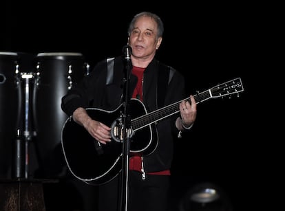 Paul Simon actúa durante la última parada de su gira 'Homeward Bound - The Farewell Tour', el 22 de septiembre de 2018, en Nueva York.