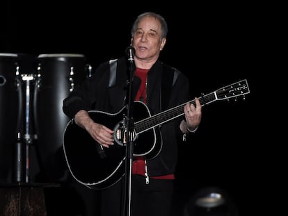 Paul Simon actúa durante la última parada de su gira 'Homeward Bound - The Farewell Tour', el 22 de septiembre de 2018, en Nueva York.