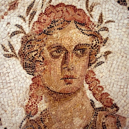 TUNISIA - MAY 12: Winter, the Spirit of the year, from mosaic to Thysdrus, El Djem, Tunisia. Roman civilisation, 2nd century AD. Detail. El Djem, Musée Archéologique (Archaeological Museum) (Photo by DeAgostini/Getty Images)