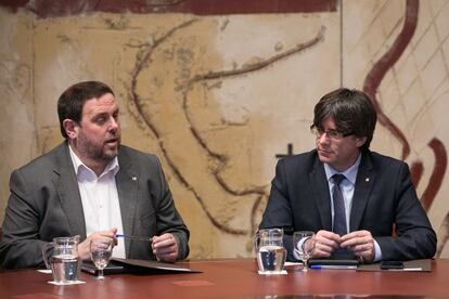 Oriol Junqueras junto al presidente de la Generalitat, Carles Puigdemont.