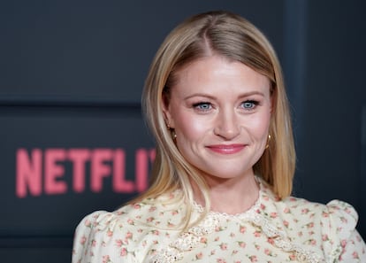EMILIE DE RAVIN (fotografiada en 2020) – Antes del fenómeno Perdidos, ya tenía experiencia en la ciencia ficción gracias a su paso por la efímera y llorada 'Roswell'. Tras el final de la serie de Fox probó suerte en el cine donde formó pareja romántica con el vampiro Robert Pattinson en 'Recuérdame'. En televisión fue la dulce Bella en 'Había una vez', la serie de ABC que revisaba los clásicos infantiles. La actriz australiana es una de las que menos ha trabajado tras su salida de la isla y por sus redes sociales sabemos que ahora mismo su única prioridad son sus tres hijos.