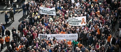 Manifestación en Barcelona en defensa de la revalorización de las pensiones 