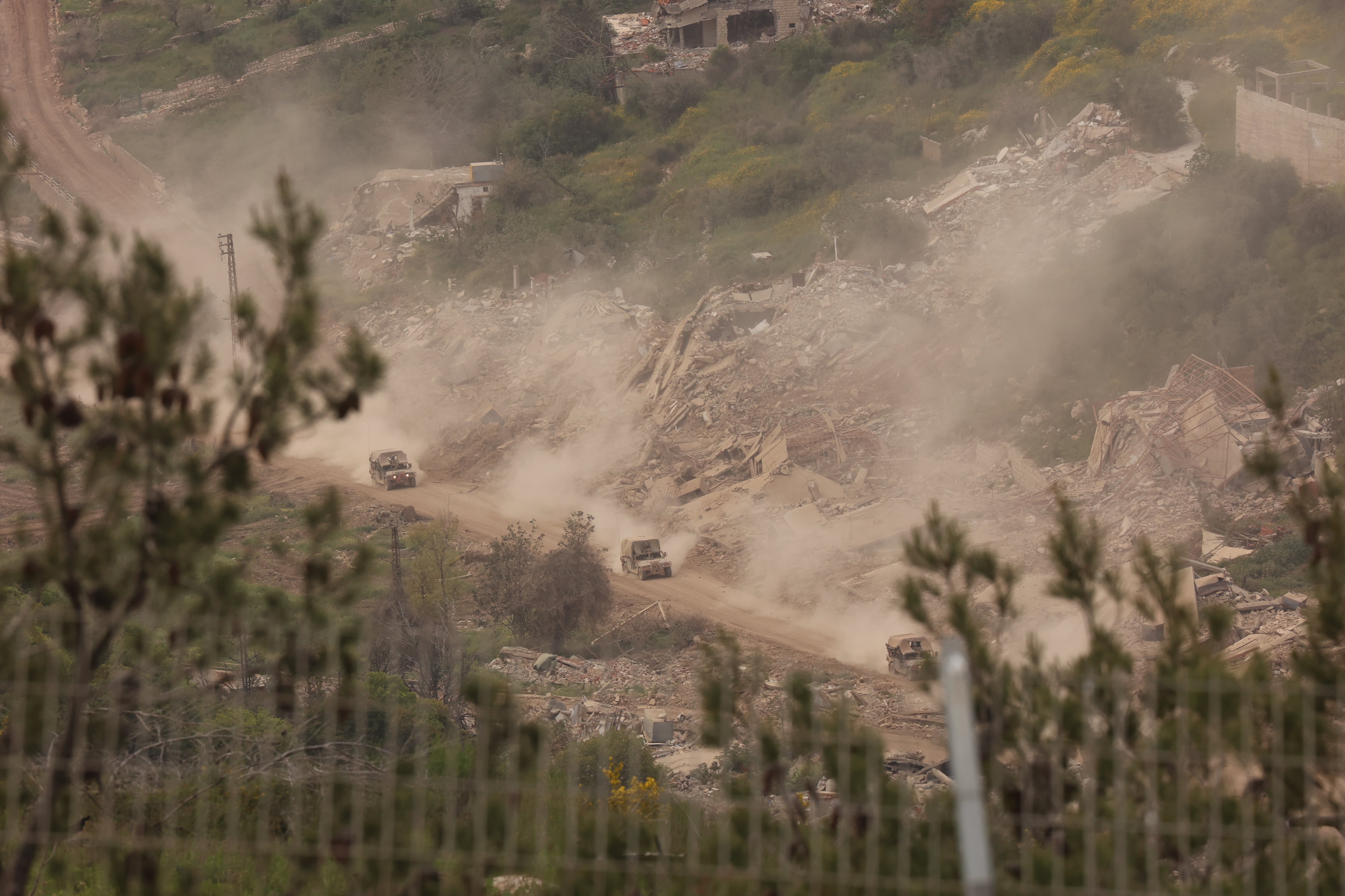 Última hora de la guerra de Estados Unidos e Israel contra Irán, en directo | Hezbolá se desmarca de las negociaciones entre Israel y Líbano y afirma que seguirá luchando “para responder a la agresión israelí”