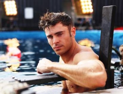 Zac Efron se ha sometido a una estricta rutina de ejercicios que explican la transformación que ha sufrido en los últimos años.