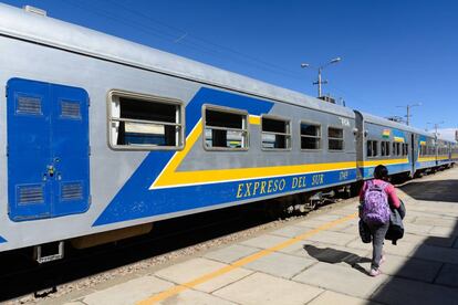 Estación de tren en el departamento de Oruro, Bolivia. El país andino quiere dar salida a la carga brasileña a través del Pacífico.