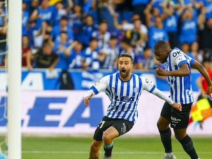 Abde Rebbach celebra su gol en el partido entre el Alavés y el Eibar, este jueves.