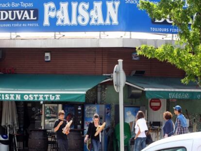 Exteriores del bar Faisán, en Irún.