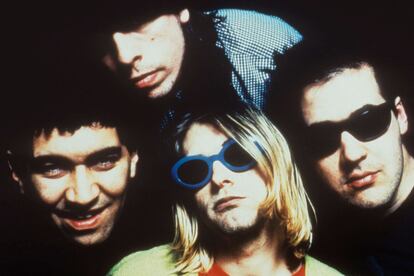 Dave Grohl en una entrevista concedida a Rolling Stone definió así a Kurt Cobain: "Era muchas personas diferentes. Podía ser divertido, o tímido, o adoptar un personaje tremendamente extrovertido. Podía ser dulce o jodidamente retorcido. A veces intimidaba. Yo me consideraba un batería decente, pero no sabía si era lo bastante bueno como para estar metido en algo tan grande. Había demasiada presión… Casi nunca estaba contento con lo que hacíamos. Solo me felicitó en dos ocasiones".