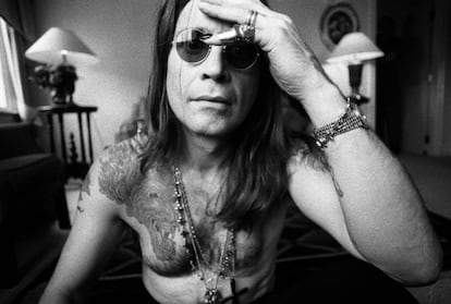 Ozzy Osbourne, con 43 años, fotografiado en Londres en 1991.