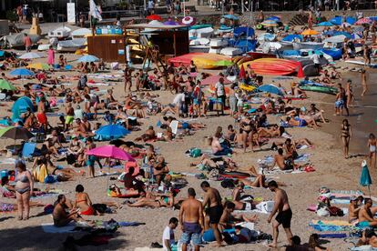 Ambiente en la playa de Tamariu.