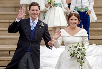 Eugenia de York y Jack Brooksbank, tras su boda en Windsor el 12 de octubre de 2018.