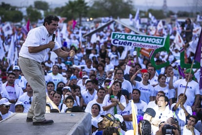 Héctor Melesio Cuén Ojeda, candidato a gobernador del partido (PAS) y Movimiento Ciudadano