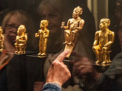 Las vitrinas donde se guarda el Tesoro de Quimbaya, en el Museo de América de Madrid.