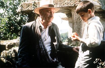 Fernando Fernán-Gómez y Manuel Lozano, en una escena de <b></b><i>La lengua de las mariposas, </i>de José Luis Cuerda.