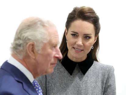 Kate Middleton, princesa de Gales, y el rey Carlos III, en Londres, en febrero de 2022.