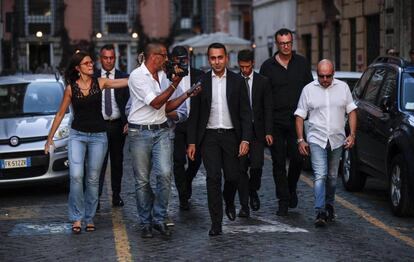 Luigi Di Maio, nesta sexta-feira, rumo ao palácio Chigi em Roma.