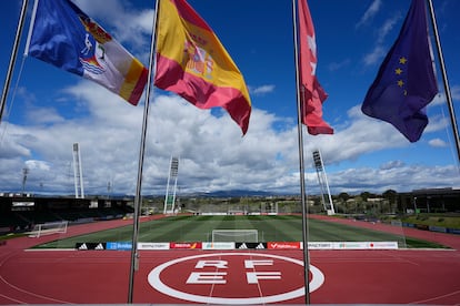 Campo de entrenamiento principal de la Ciudad del Fútbol de Las Rozas, sede de la federación.