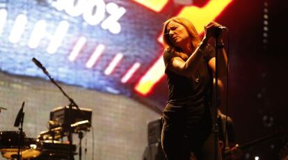 La cantante Beth Gibbons, durante la actuación de Portishead en el Low Cost de Benidorm.