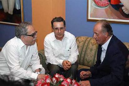 En la imagen, el encuentro del Rey con Uribe y Gabriel García Márquez.