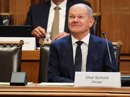 El canciller alemán, Olaf Scholz, durante su comparecencia como testigo, el 19 de agosto, en la comisión parlamentaria que investiga un escándalo bancario en Hamburgo.