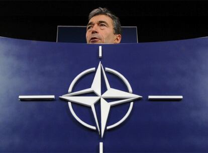 El secretario general de la OTAN, Anders Fogh Rasmussen, en conferencia de prensa en Bruselas.