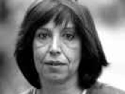 B 32967 - (29.2.00) - COLOR - ANGELA COTÉ, CANDIDATA DE E.R.C. - FOTO : SILVIA T. COLMENERO -