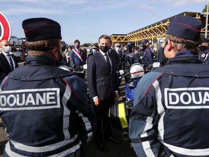 El presidente francés Emmanuel Macron el 5 de noviembre en la frontera franco-española en Le Perthus