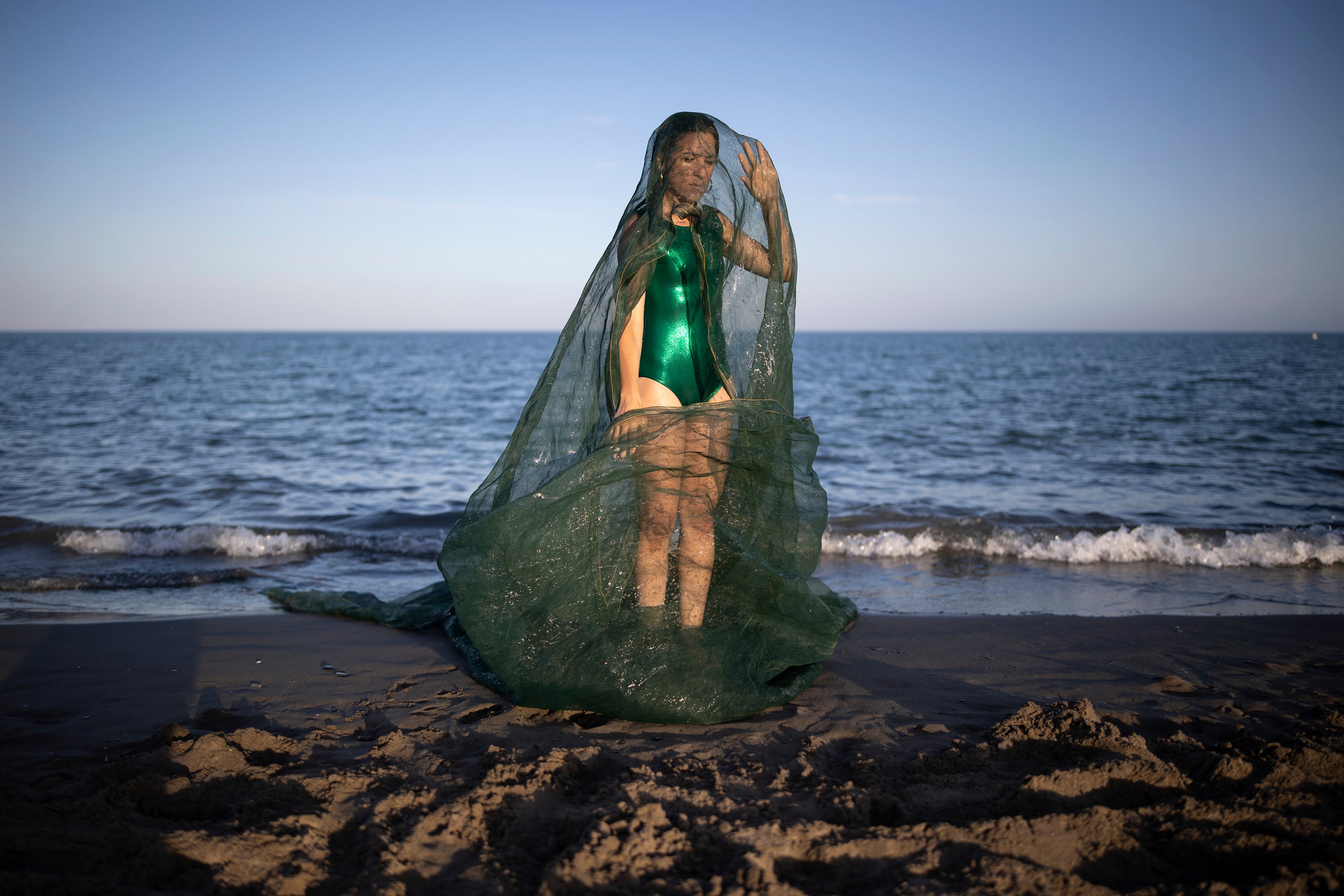 ‘La obra del mar’: cuando la playa se convierte en escenario