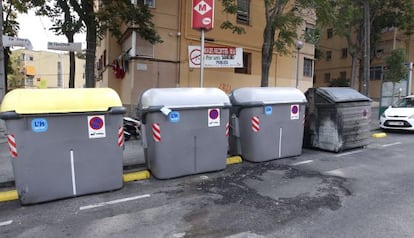 Zona en la que se quemaron contenedores el viernes en el barrio de La Florida de L'Hospitalet.