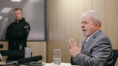 Lula, durante una entrevista en la cárcel de Curitiba.