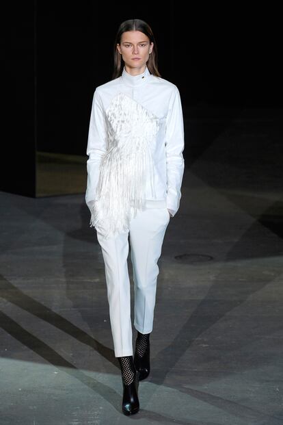 Alexander Wang presentó este conjunto blanco en su último desfile otoño-invierno 2012.