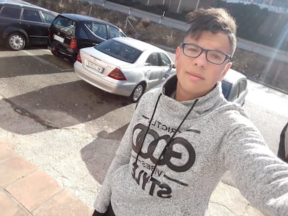 Autorretrato de Illias Tahiri, el joven que murió en un centro de menores a manos del personal de seguridad.