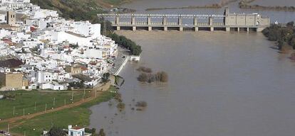 Central hidroel&eacute;ctrica en Alcal&aacute; del R&iacute;o (Sevilla).