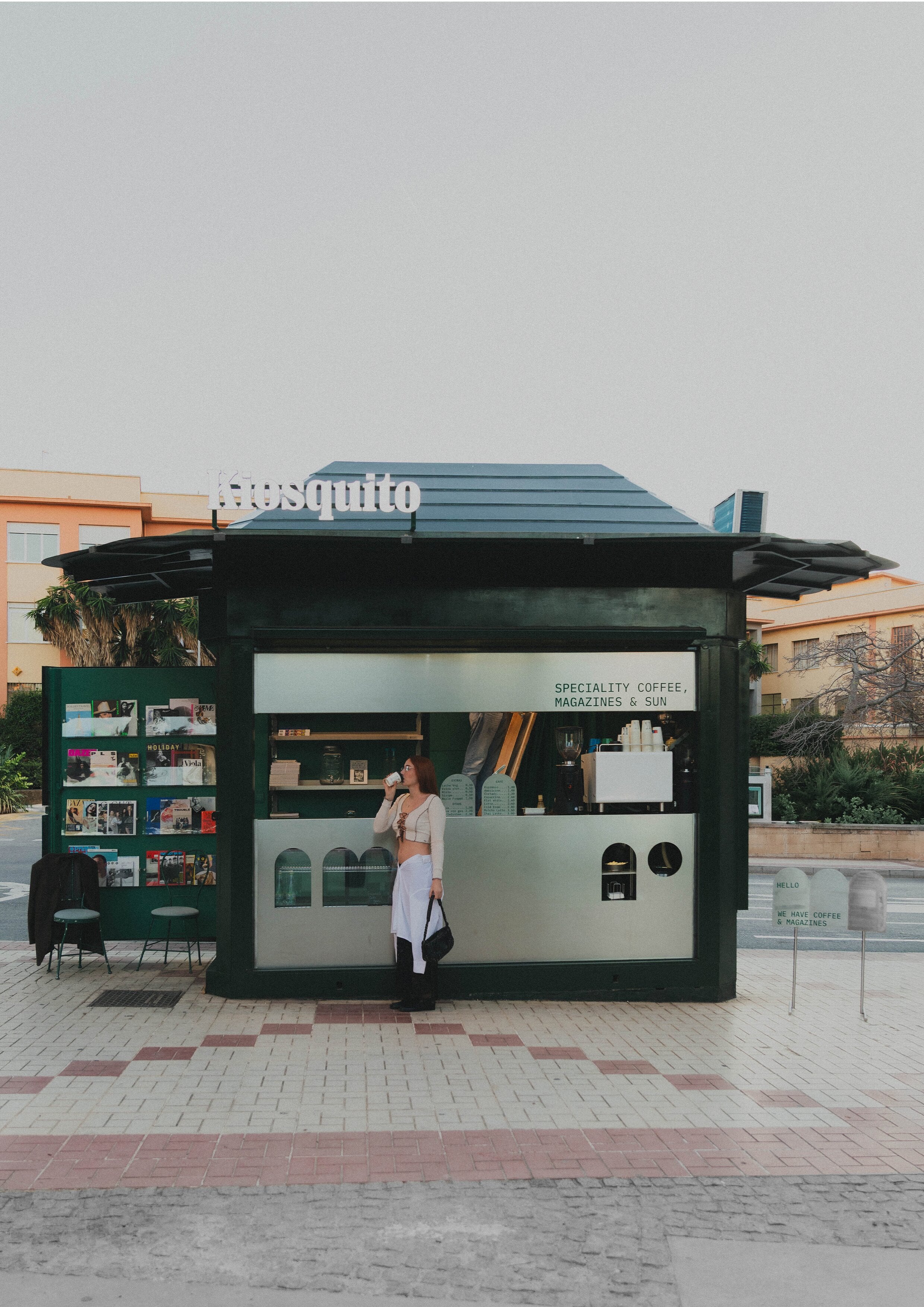 El quiosco malagueño premiado por su “brillantez” que ha conquistado al jurado y al barrio de El Ejido