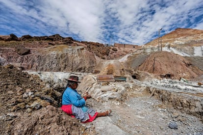 El Cerro Rico, en Potos&iacute; (Bolivia), se ha convertido en un gran parque tem&aacute;tico de desigualdad y miseria a m&aacute;s de 4.000 metros de altitud.