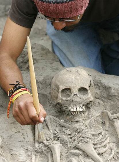 Uno de los esqueletos hallados en Usme, en el sur de Bogotá.