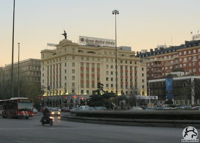 Hotel Meliá Fénix, junto a la plaza de Colón de Madrid, promovido por la compañía La Unión y el Fénix.