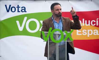 Santiago Abascal, líder do Vox, durante a campanha das eleições andaluzas