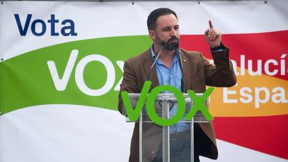 Santiago Abascal, líder do Vox, durante a campanha das eleições andaluzas