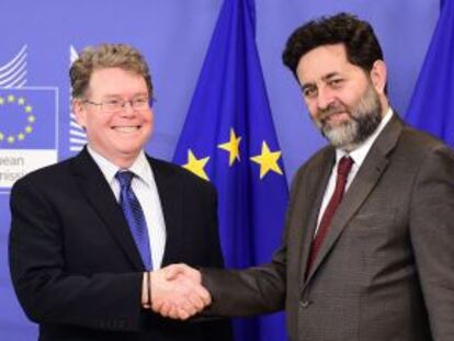 El negociador comunitario del TTIP, Ignacio Garcia Bercero, junto al estadounidense, Dan Mullaney.   