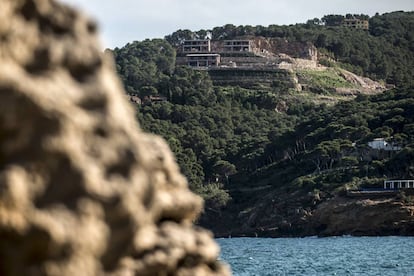 Construcción de viviendas en la Pedrera de S'Antiga en Begur.