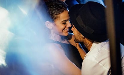 Neymar y Bruna Marquezine en una foto de Instagram.