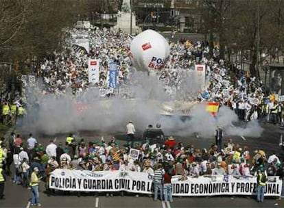 Cabecera de la manifestación de Policías Nacionales en Madrid