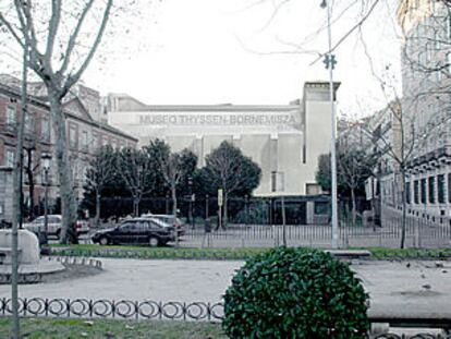 Fotomontaje de la ampliación del Museo Thyssen-Bornemisza, con el edificio actual a la izquierda.