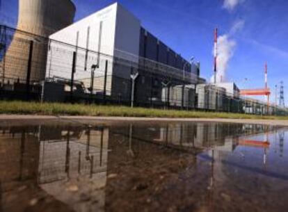 Vista general de las instalaciones de la eléctrica GDF Suez nuclear en Tihange (Bélgica). EFE/Archivo