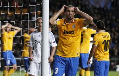 Chiellini se lamenta de una ocasión perdida en Copenhague.