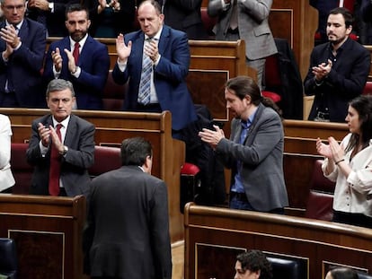 El diputado de Teruel Existe, Tomás Guitarte, tras su intervención en el Congreso.